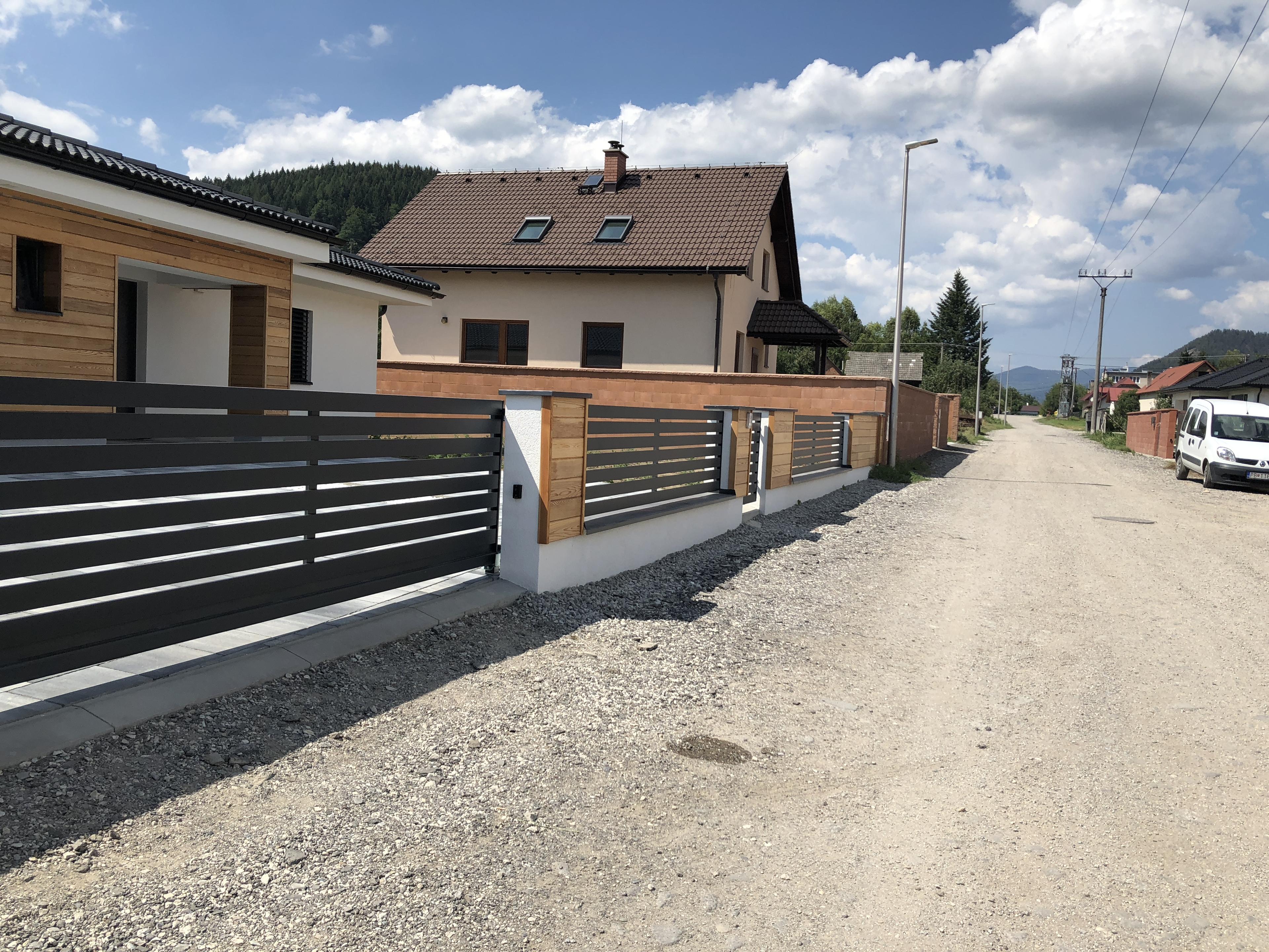 Hlinikový plot Antracit